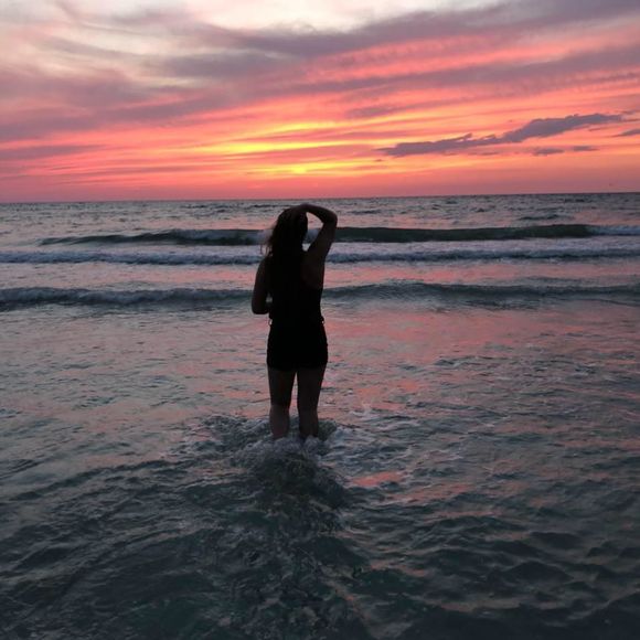 Meet your Posher, Haley - Picture 1 of 1